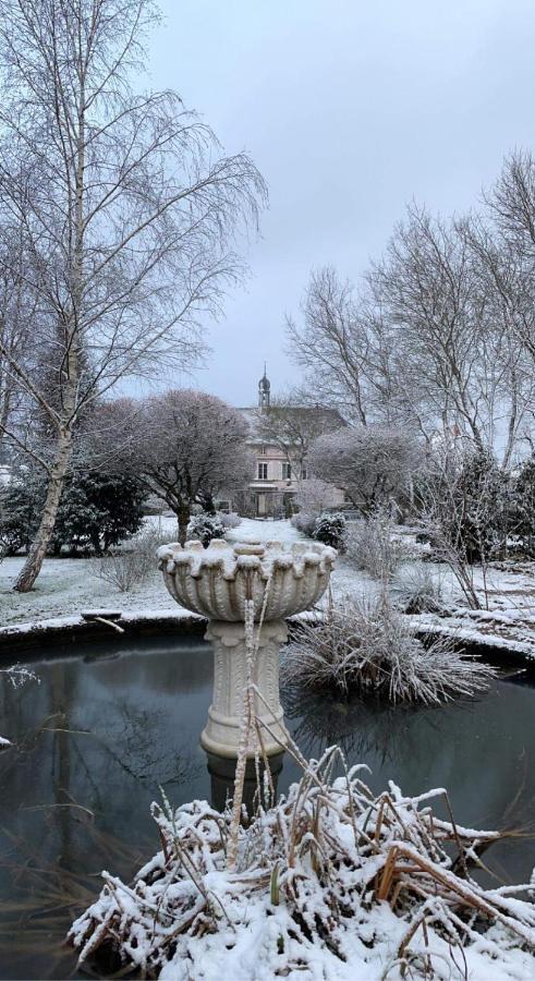 Le Chateau De Failloux Bed & Breakfast