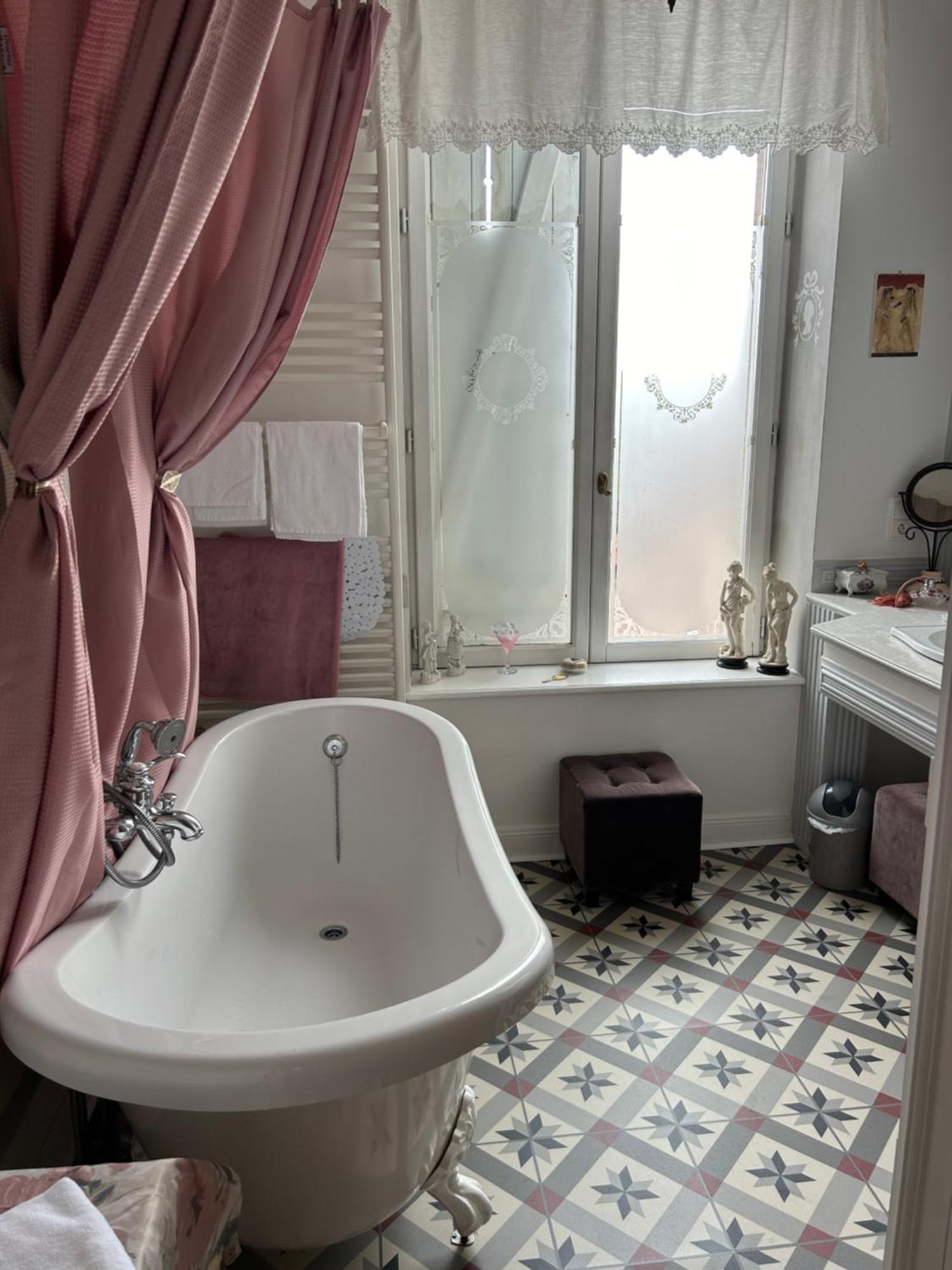 Le Chateau De Failloux Bed & Breakfast